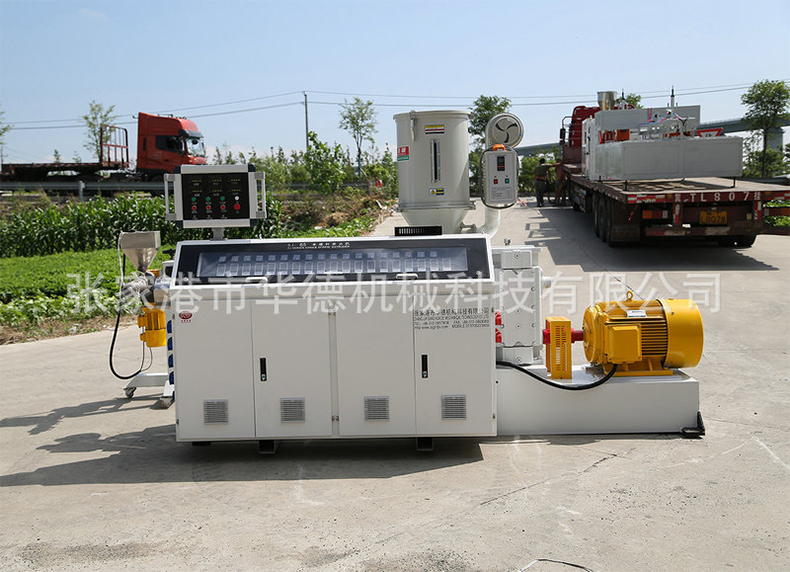 PPR管材擠出機生產(chǎn)線