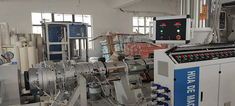 ABSPEPP薄膜卷芯管擠出機(jī) 太陽光伏膜管材擠出機(jī)設(shè)備 張家港塑料管材生產(chǎn)設(shè)備