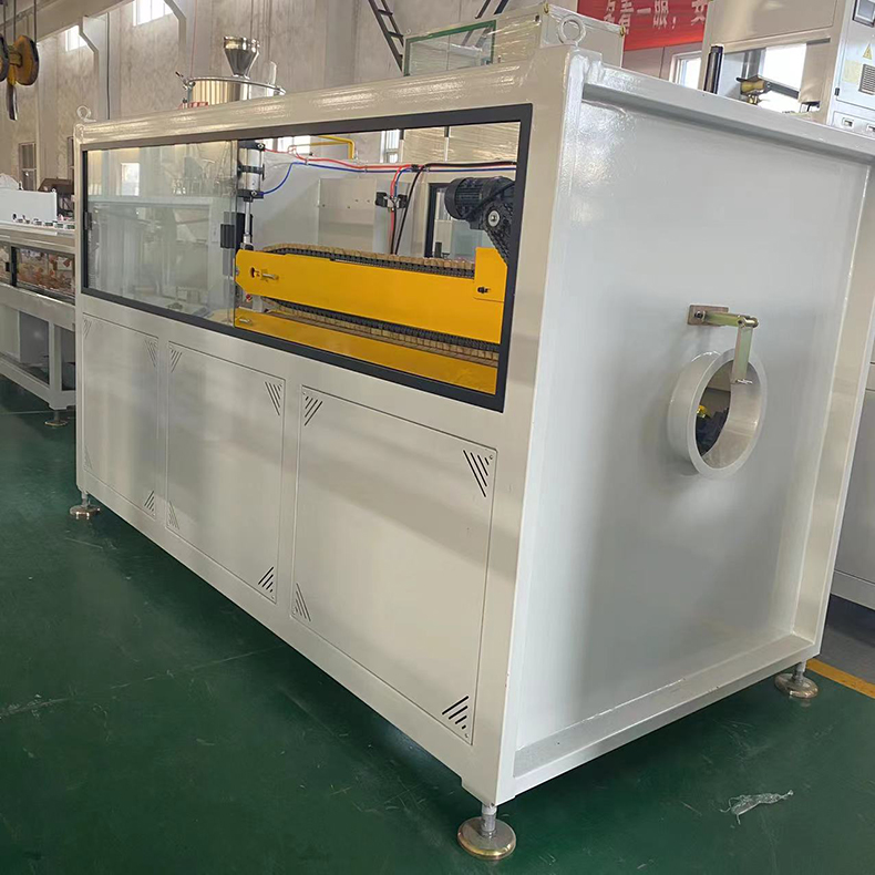 PE50-250管材生產(chǎn)線 塑料管材生產(chǎn)設備 pe兩層三層管材擠出機